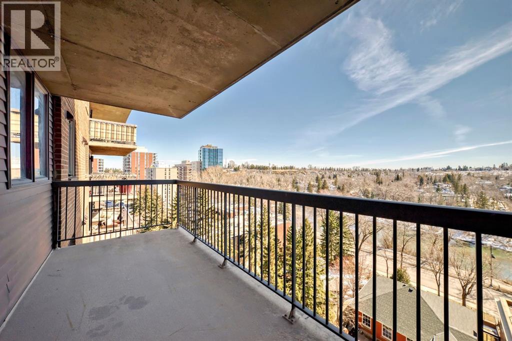 Single Family House for Sale in    Avenue SW Mission Calgary 