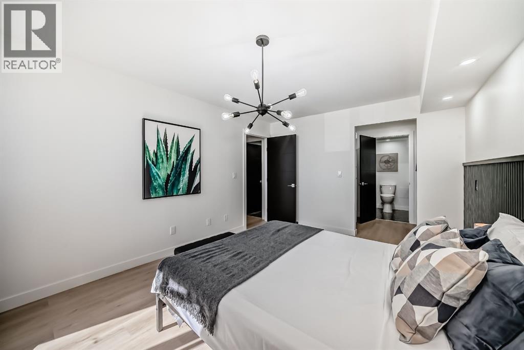 Single Family House for Sale in    Avenue SW Mission Calgary 