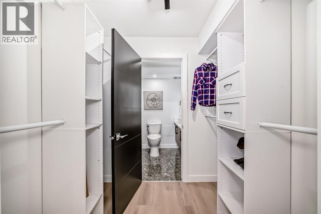 Single Family House for Sale in    Avenue SW Mission Calgary 