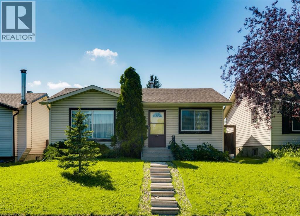 127 Falshire Way NE, Calgary, Alberta