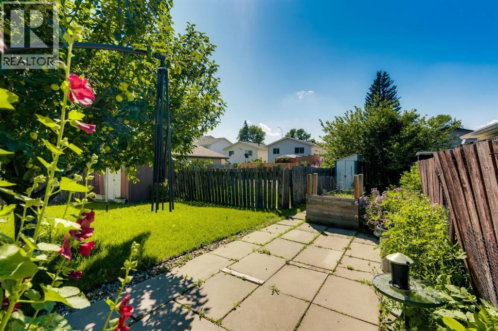 Single Family House Bungalow for Sale in  Falshire Way NE Falconridge Calgary 