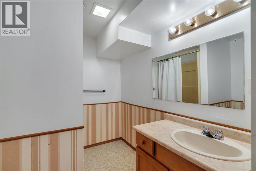 Single Family House Bungalow for Sale in  Falshire Way NE Falconridge Calgary 