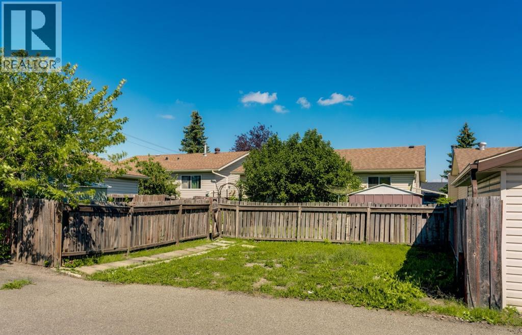 Single Family House Bungalow for Sale in  Falshire Way NE Falconridge Calgary 