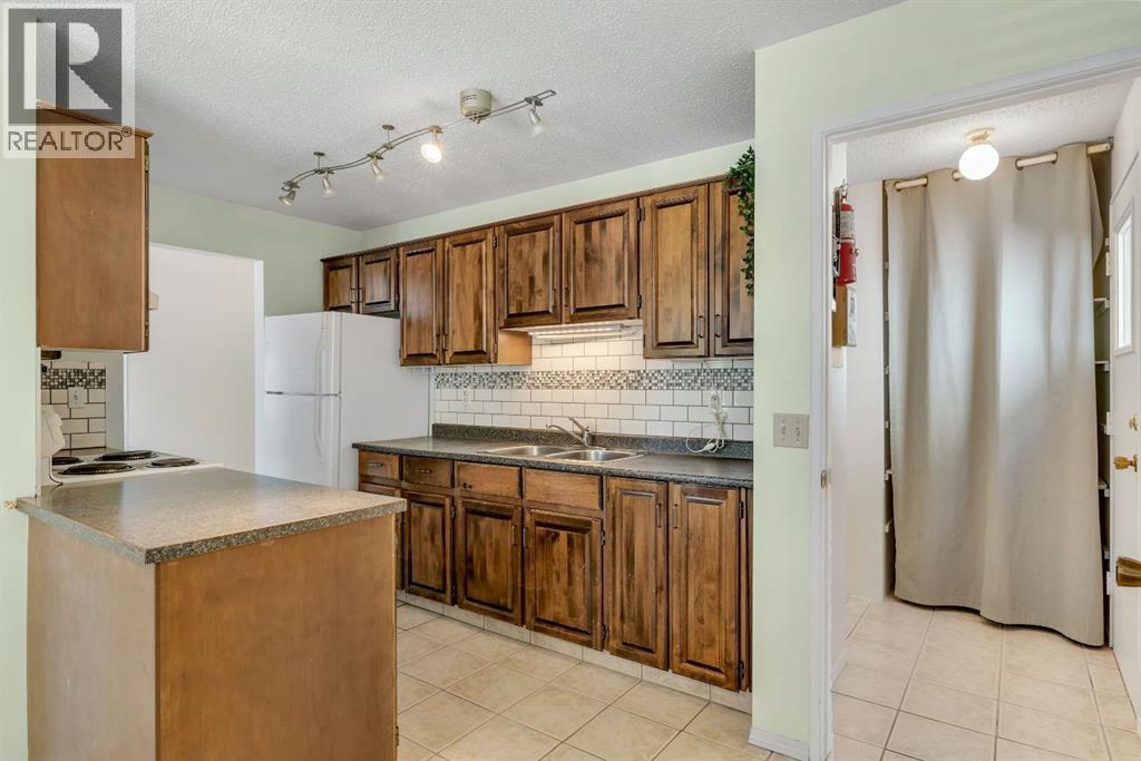 Single Family House Bungalow for Sale in  Falshire Way NE Falconridge Calgary 
