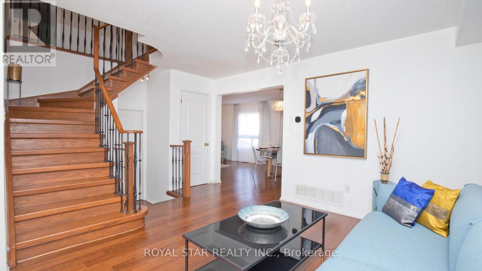Photo 6 of 13 Waterdale Road, Brampton ON