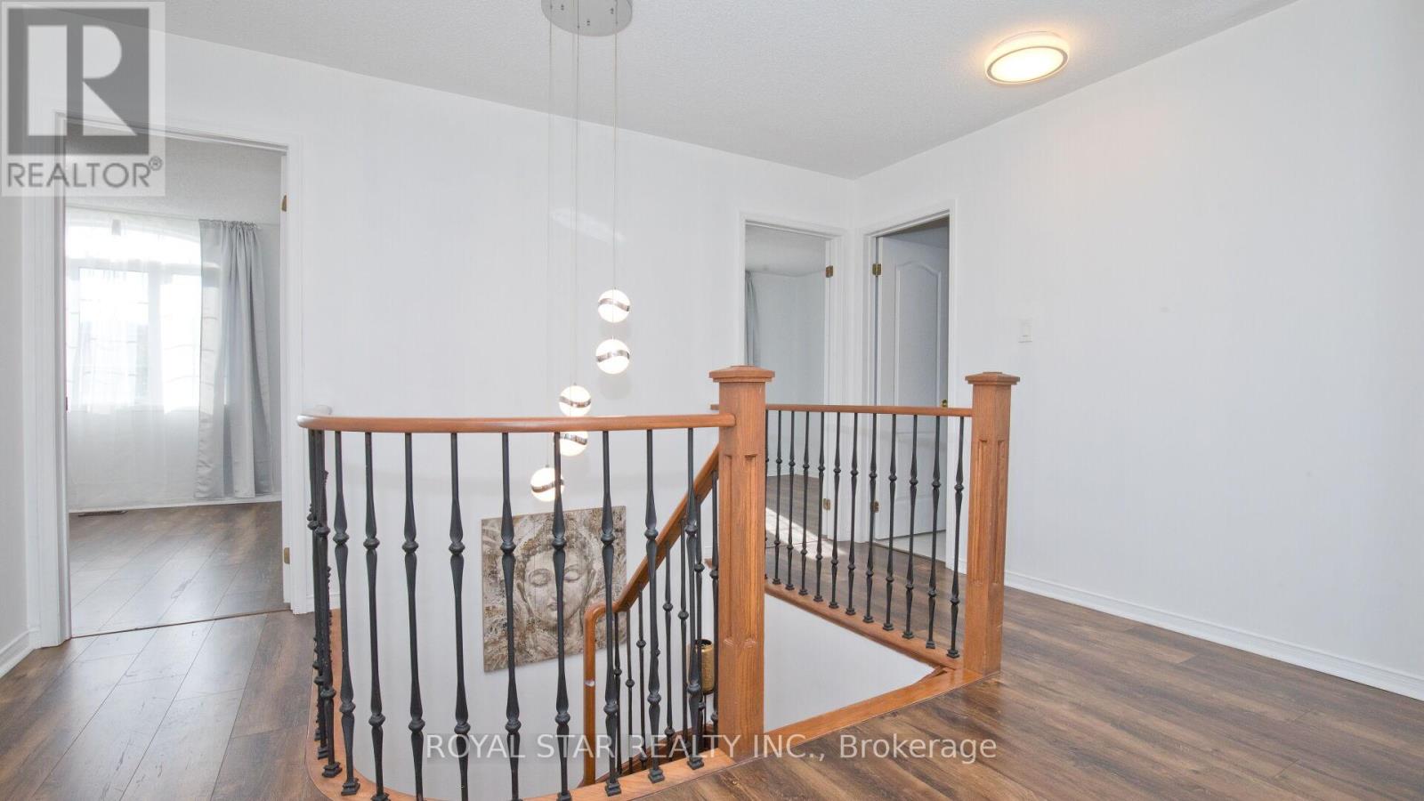 Photo 17 of 13 Waterdale Road, Brampton ON