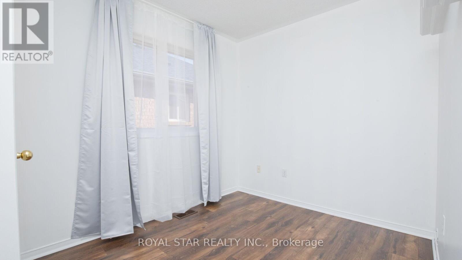Photo 24 of 13 Waterdale Road, Brampton ON