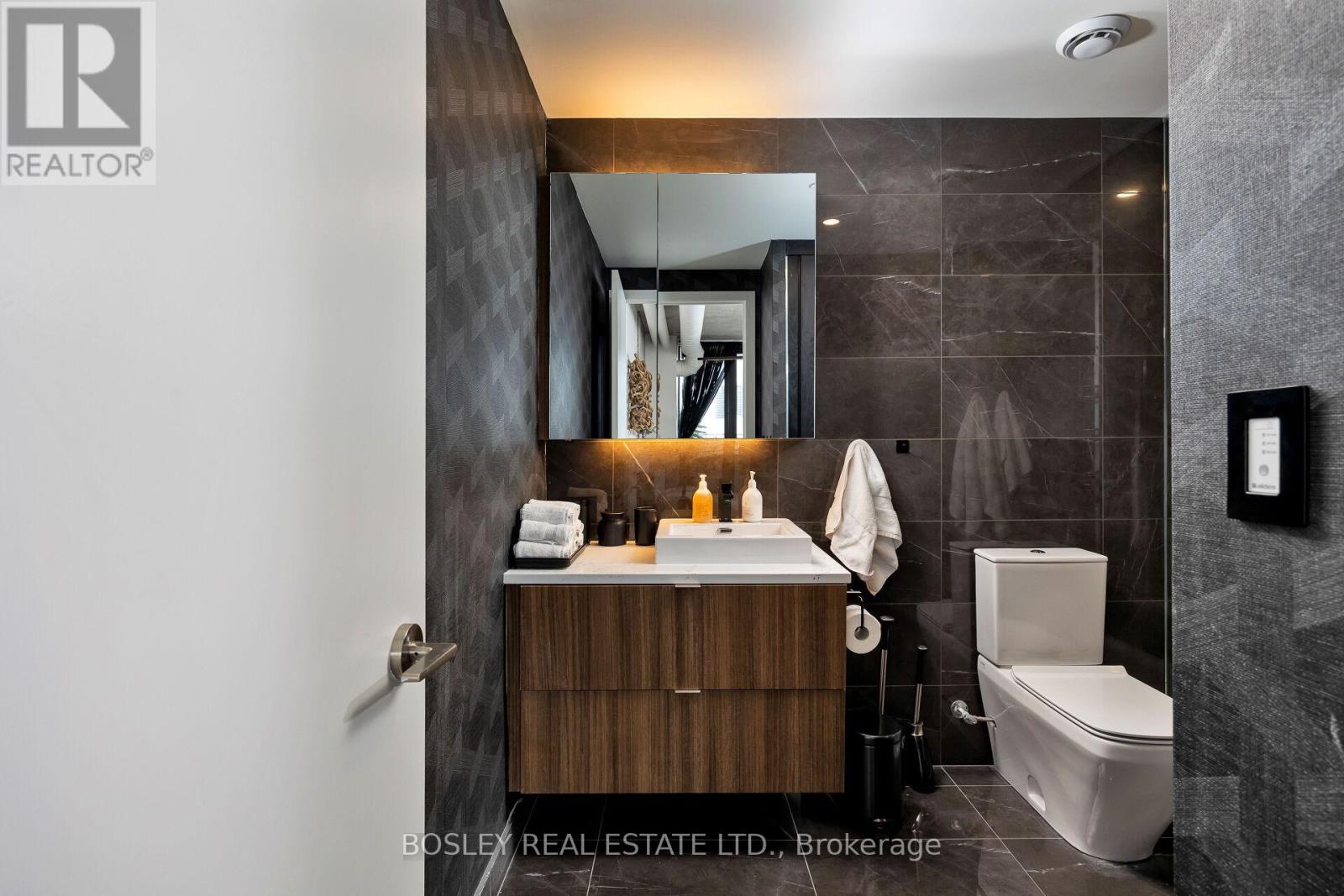 Photo 22 of 804 21 Lawren Harris Square, Toronto ON