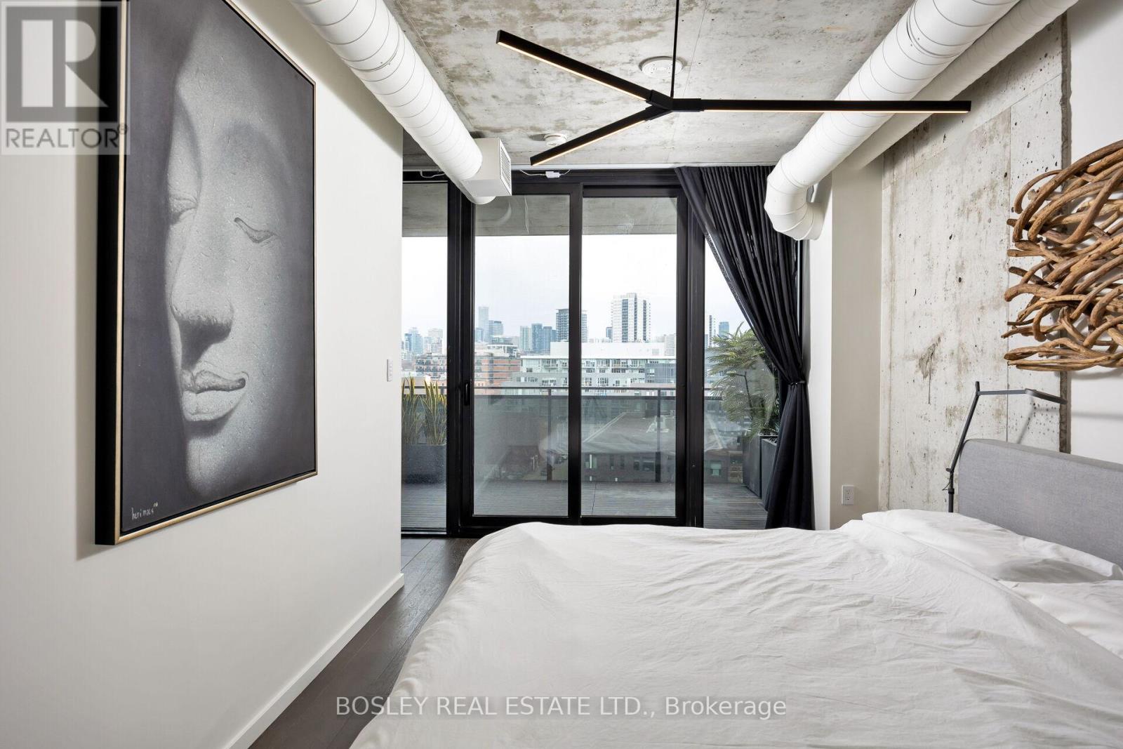 Photo 18 of 804 21 Lawren Harris Square, Toronto ON
