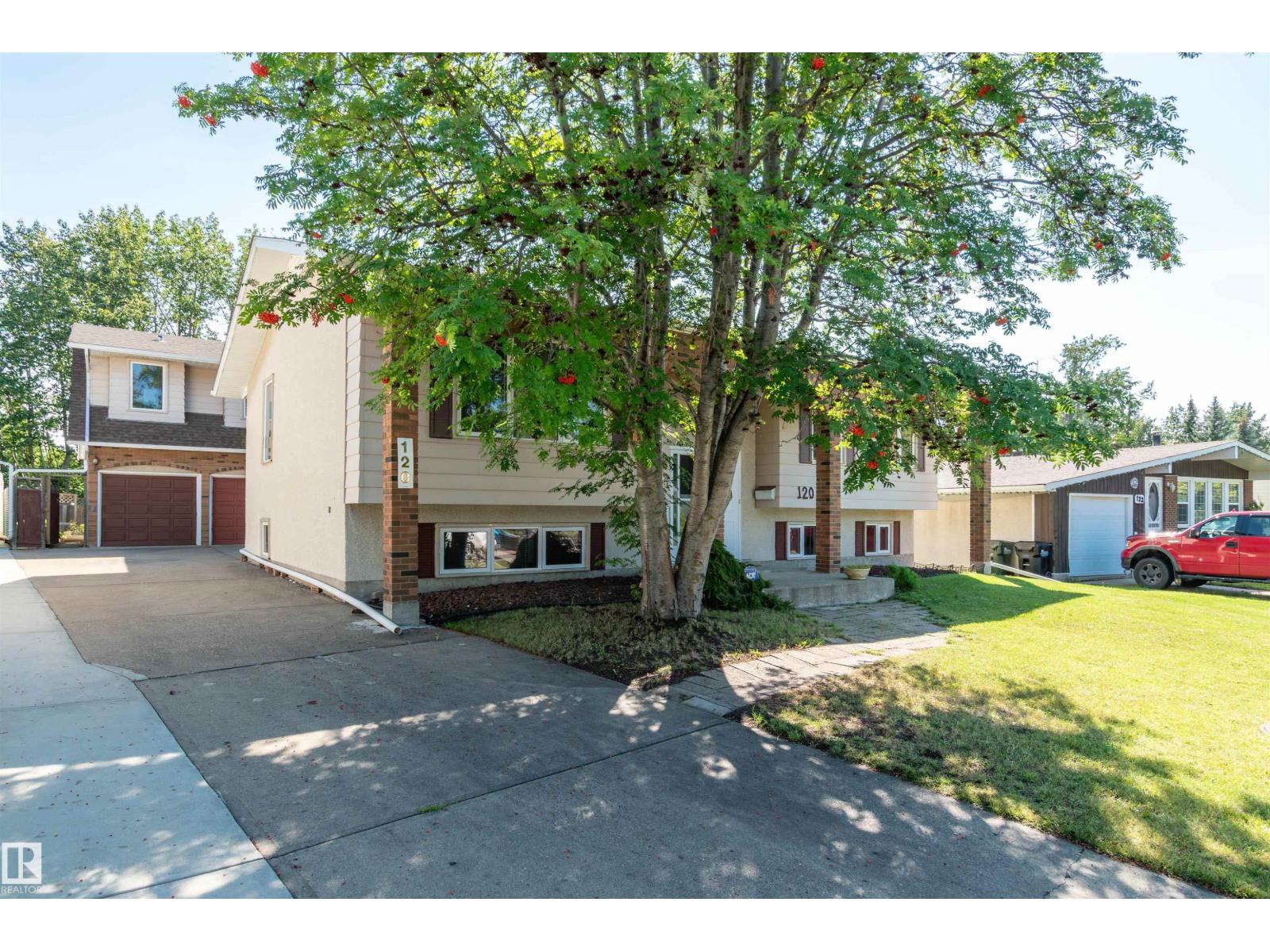 Photo 29 of 120 Galloway Dr, Sherwood Park AB