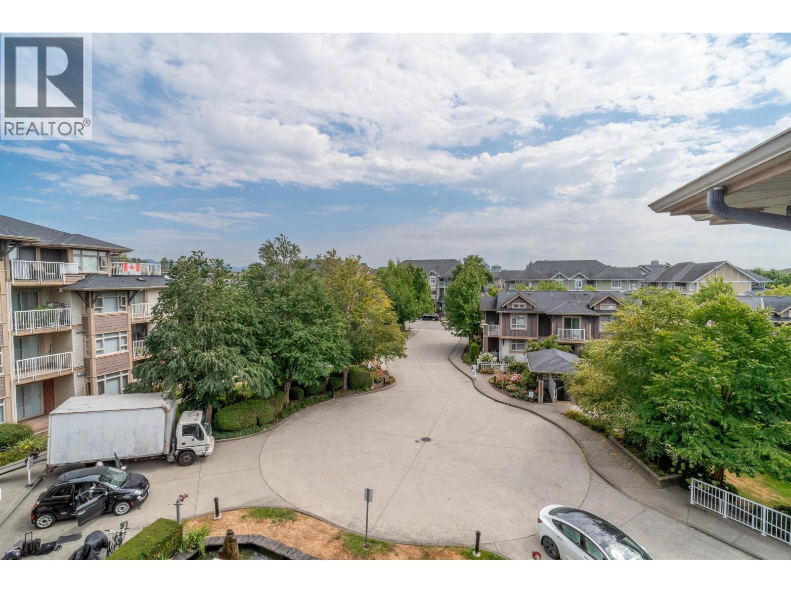 Photo 38 of 402 7339 Macpherson Avenue, Burnaby BC