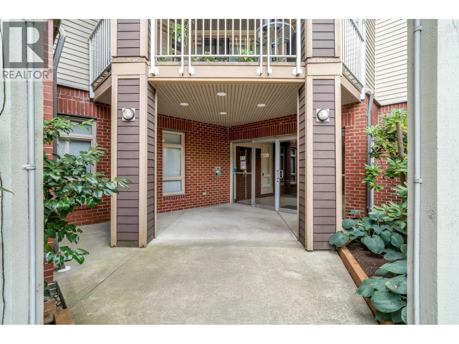 Photo 26 of 402 7339 Macpherson Avenue, Burnaby BC