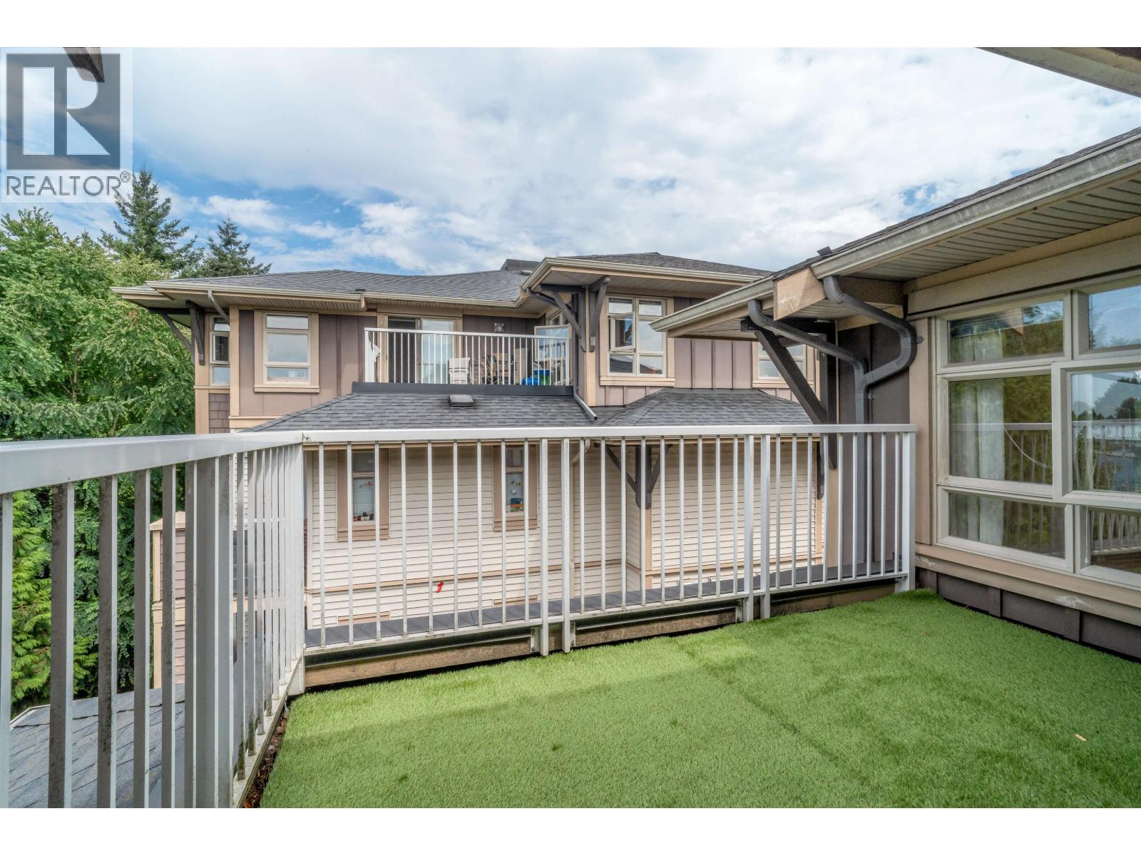 Photo 39 of 402 7339 Macpherson Avenue, Burnaby BC