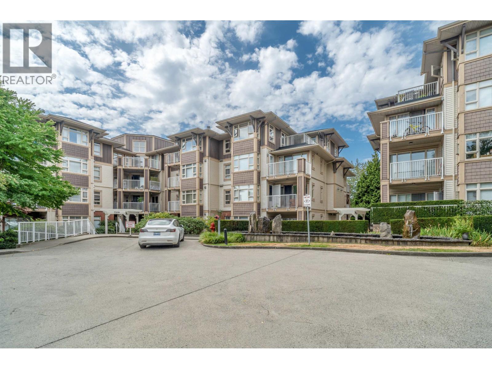 Photo 40 of 402 7339 Macpherson Avenue, Burnaby BC