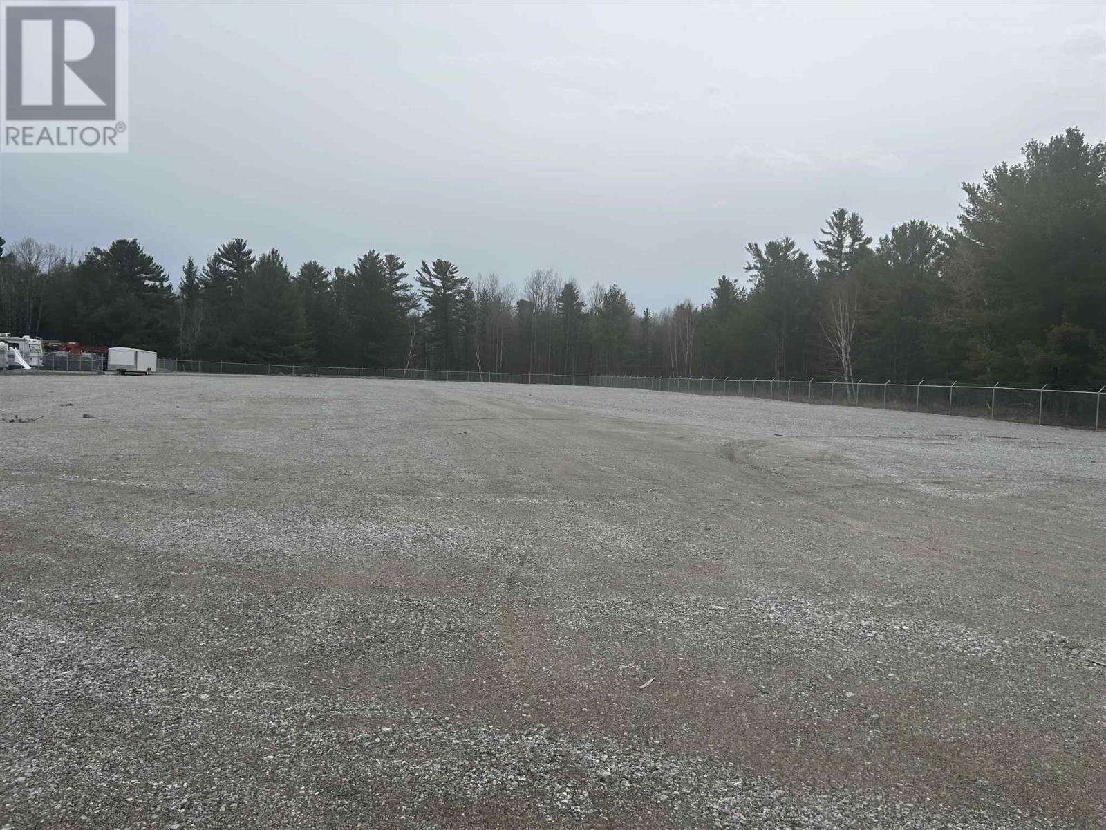 Photo 9 of 1655 Trunk Rd, Sault Ste Marie ON