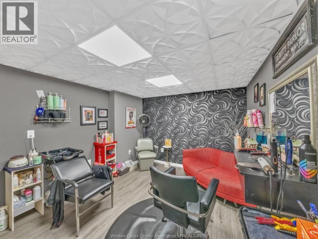 Photo 48 of 1841 Talbot Road West, Kingsville ON