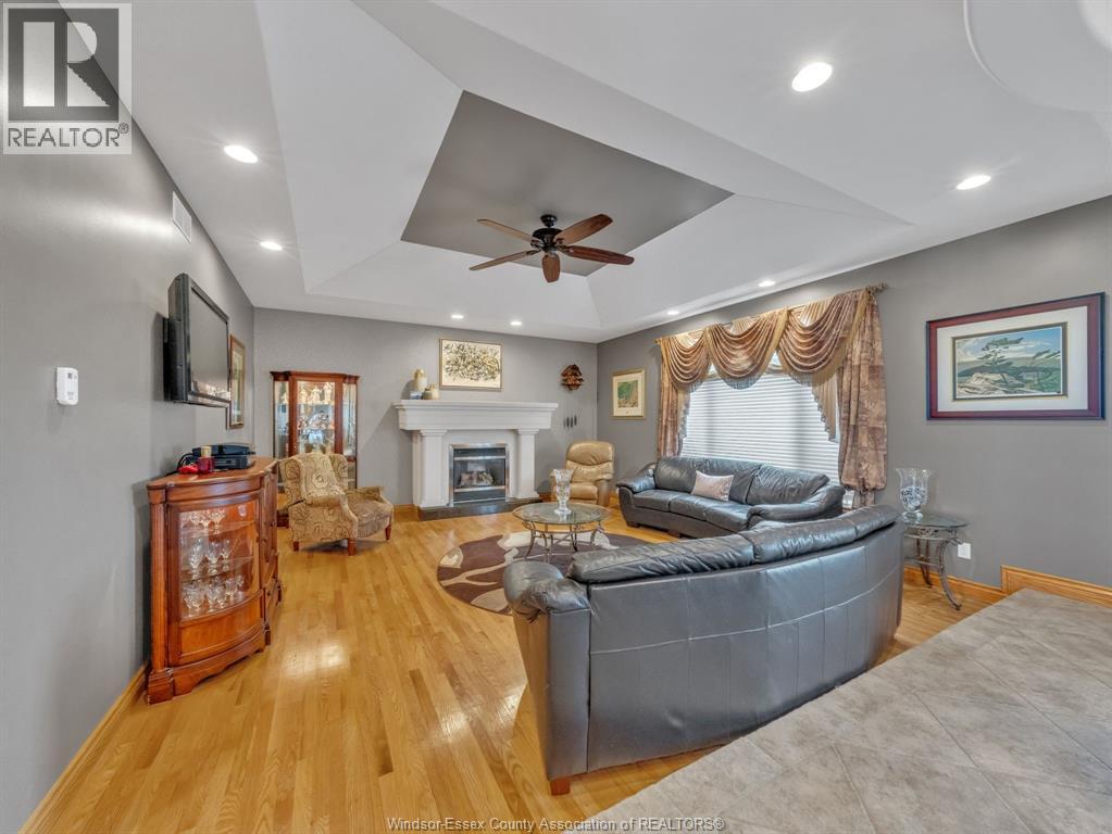 Photo 21 of 1841 Talbot Road West, Kingsville ON