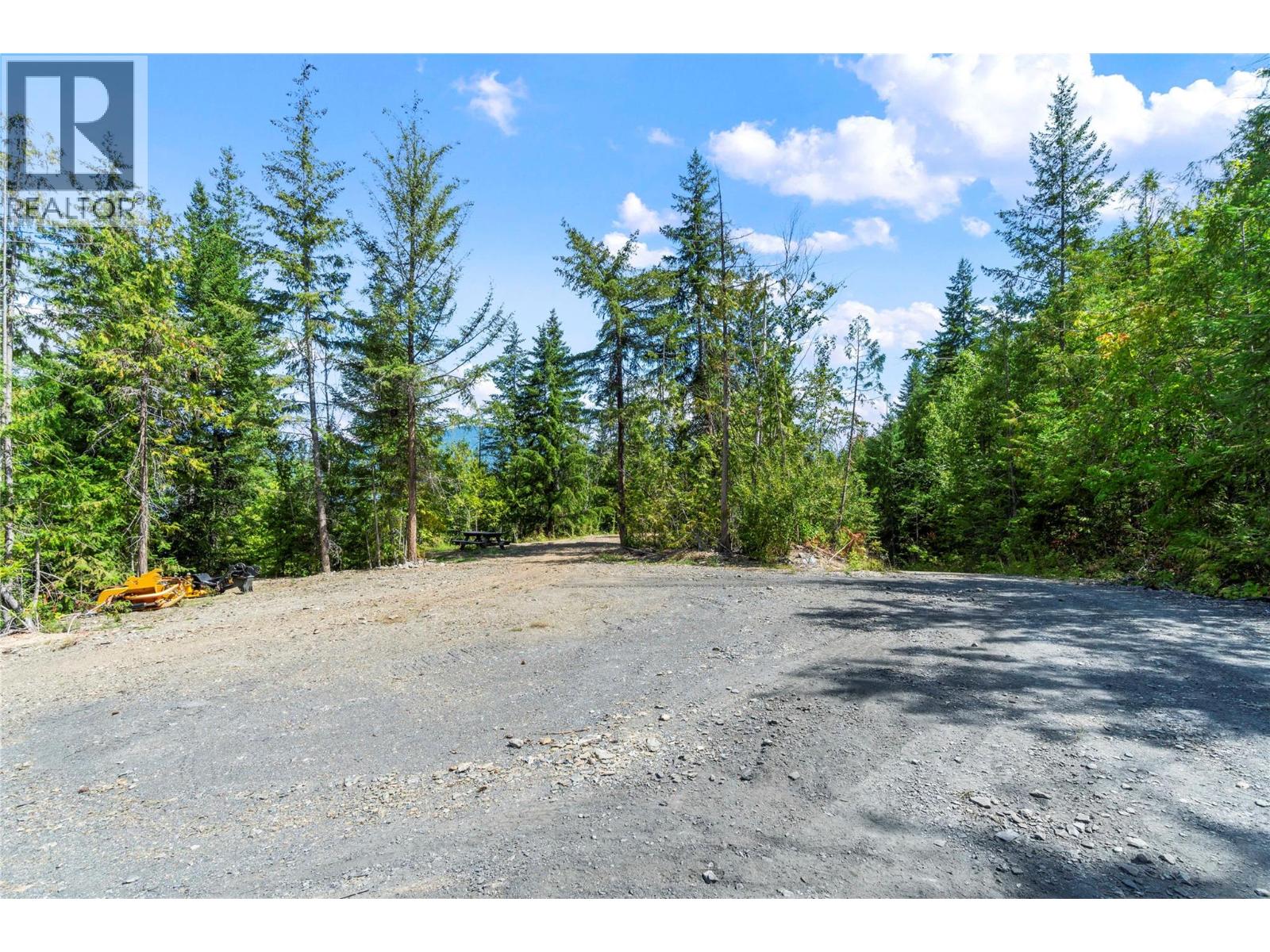  3560 Eagle Bay Road, Blind Bay