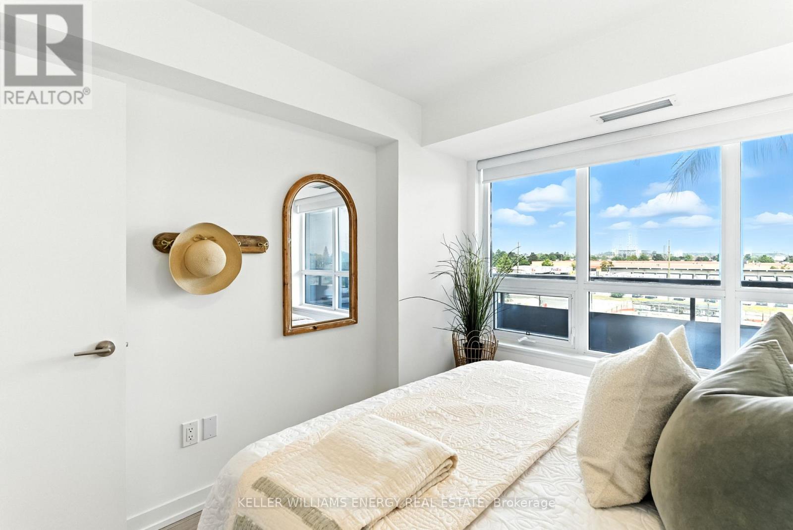 Photo 19 of 416 1455 Celebration Drive, Pickering ON
