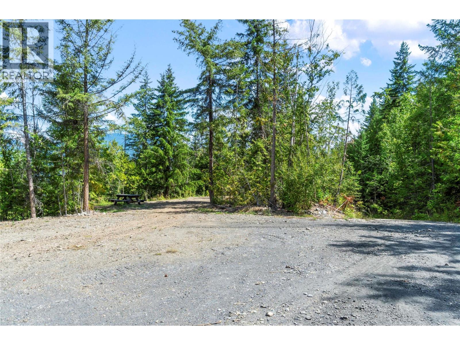  3560 Eagle Bay Road, Blind Bay
