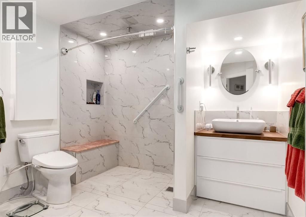 Single Family House for Sale in   Eau Claire Avenue SW Eau Claire Calgary 
