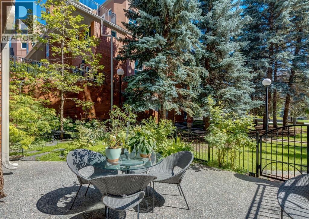 Single Family House for Sale in   Eau Claire Avenue SW Eau Claire Calgary 