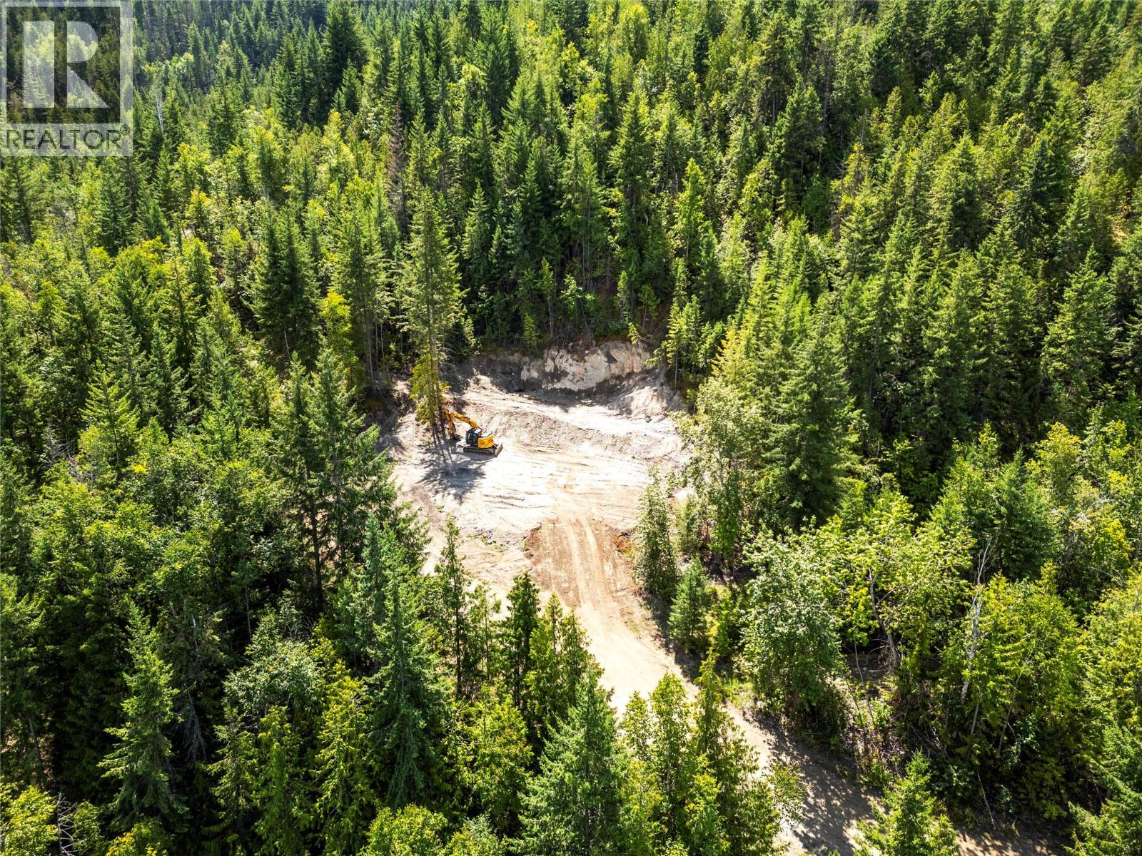  3560 Eagle Bay Road, Blind Bay