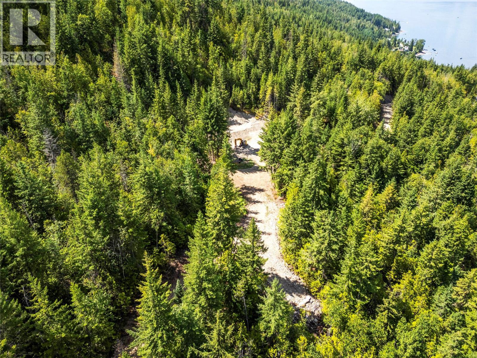  3560 Eagle Bay Road, Blind Bay