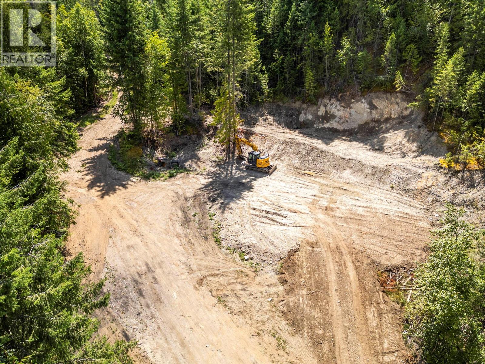  3560 Eagle Bay Road, Blind Bay