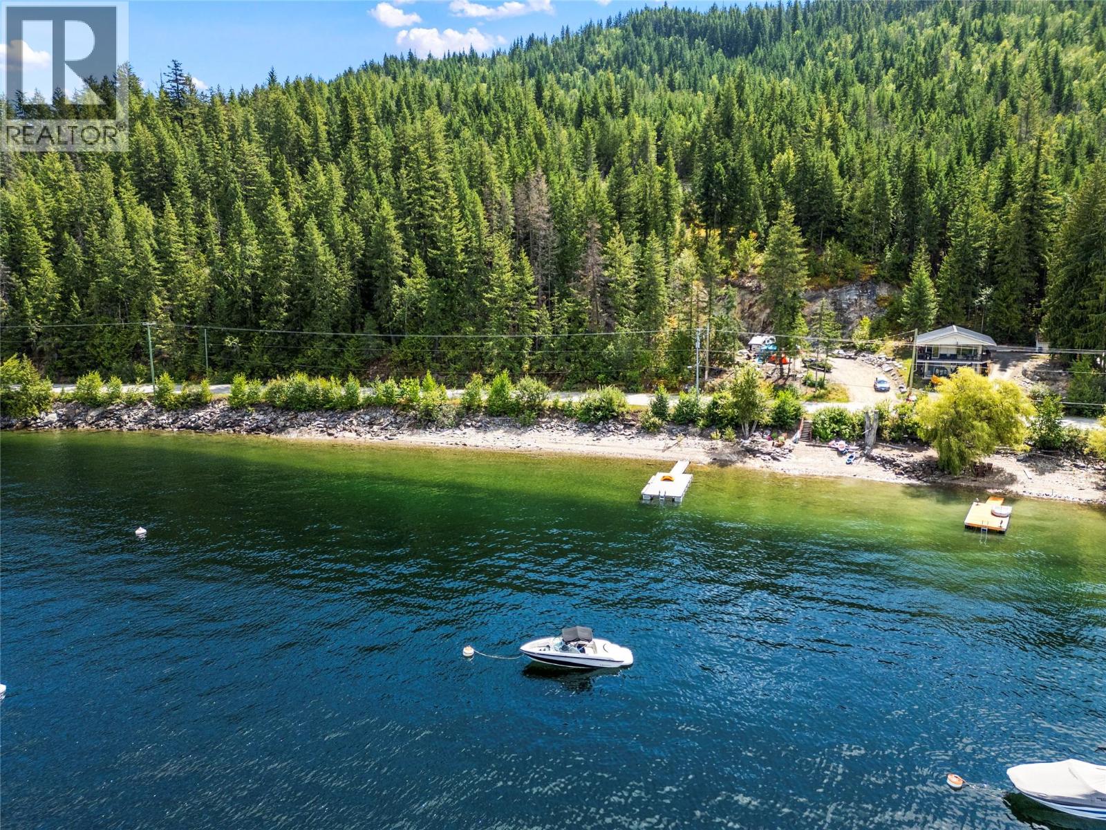  3560 Eagle Bay Road, Blind Bay