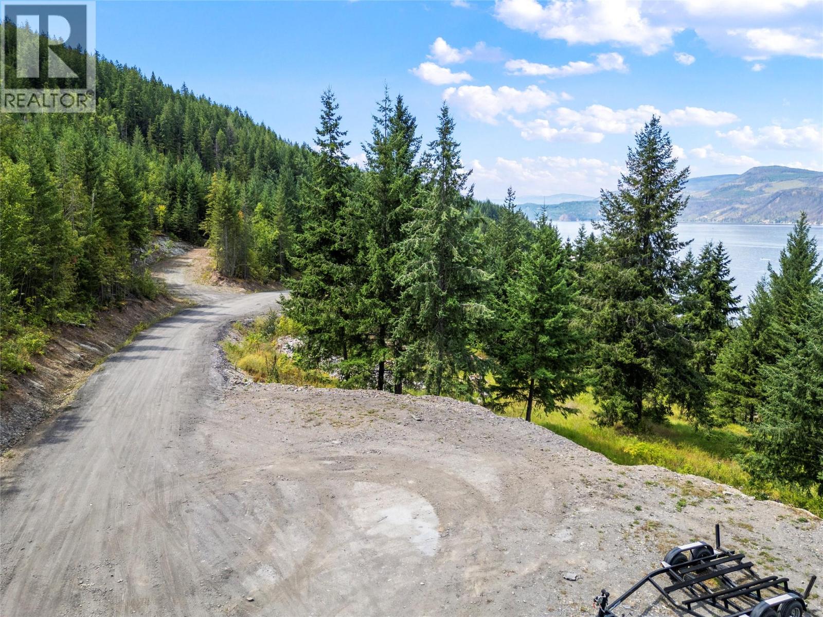  3560 Eagle Bay Road, Blind Bay