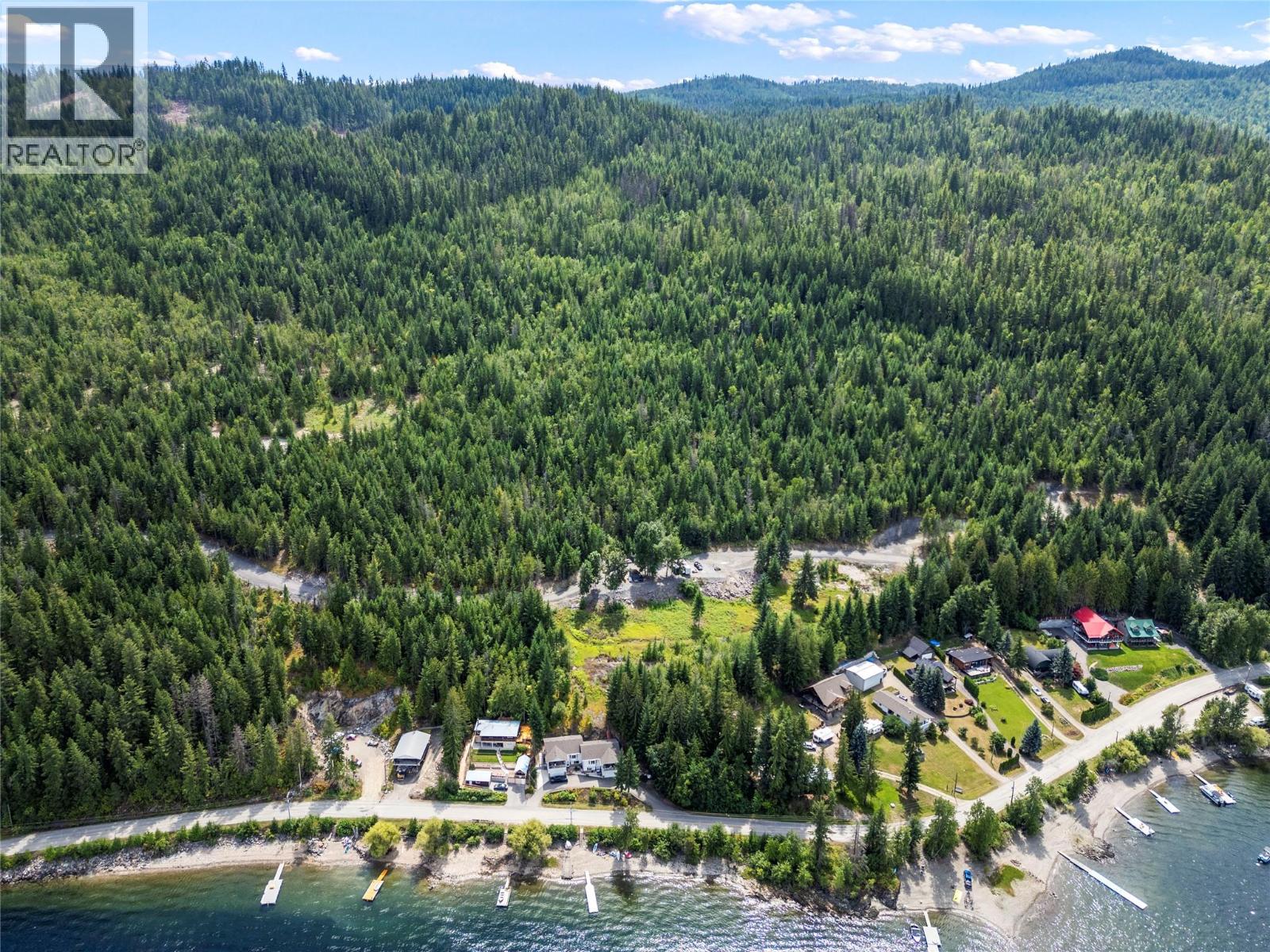  3560 Eagle Bay Road, Blind Bay