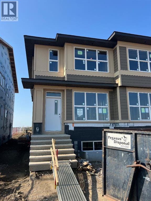 Photo 1 of 17 Setonvista Gate Se, Calgary AB