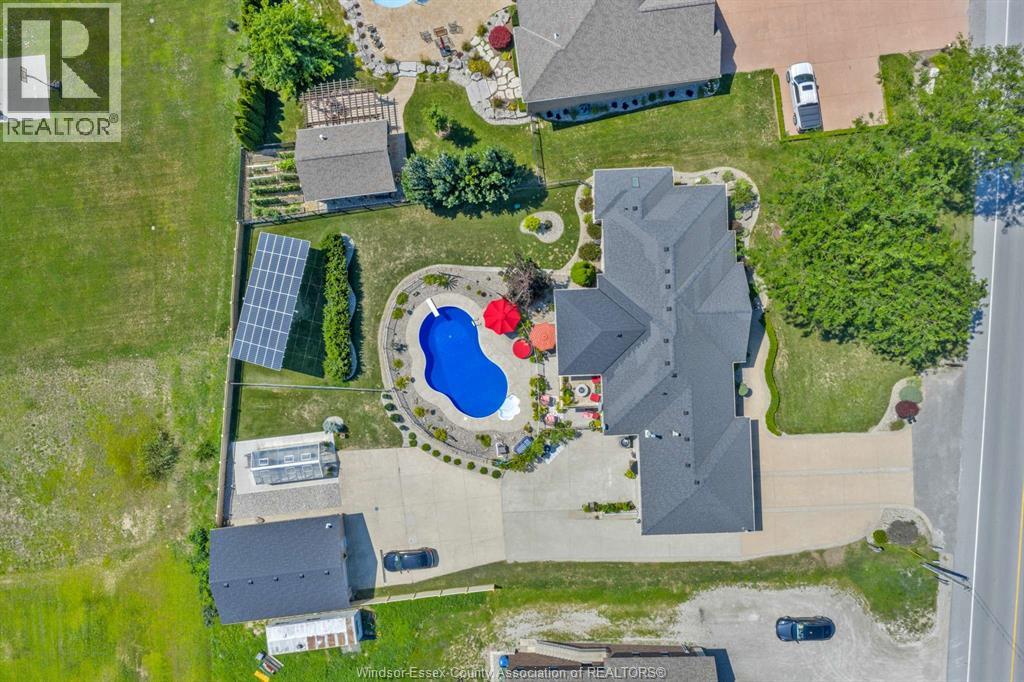 Photo 2 of 1841 Talbot Road West, Kingsville ON