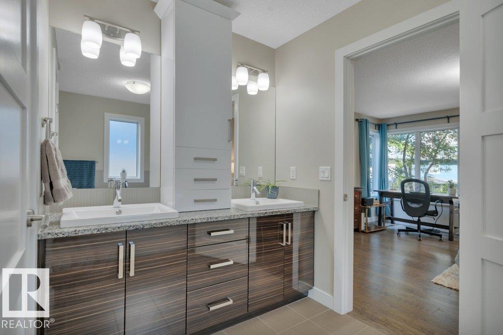 Photo 33 of 10951 81 Av Nw, Edmonton AB