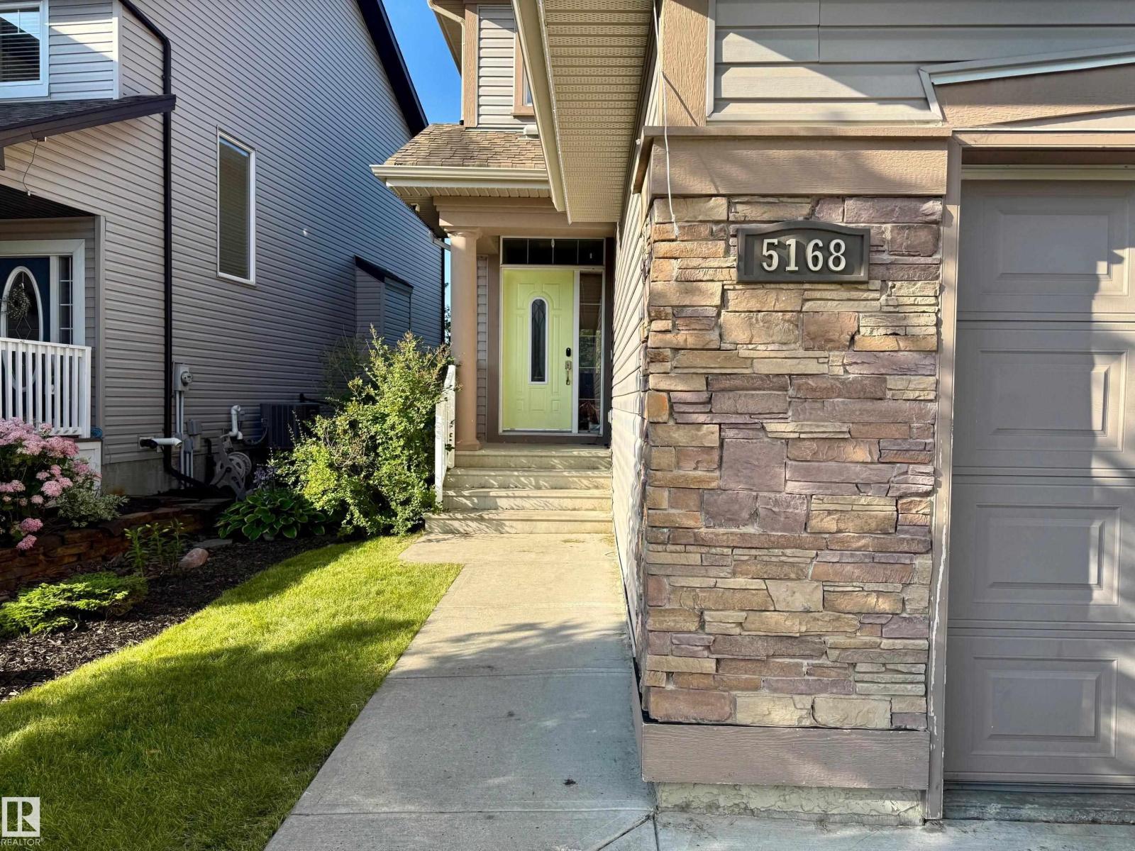 Photo 2 of 5168 Sunview Dr, Sherwood Park AB
