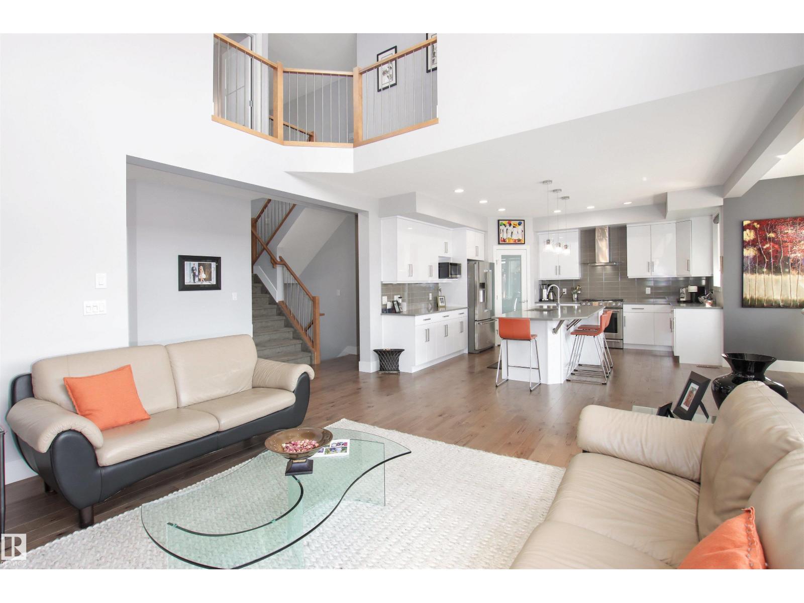 Photo 5 of 1006 Huckell Pl Sw, Edmonton AB