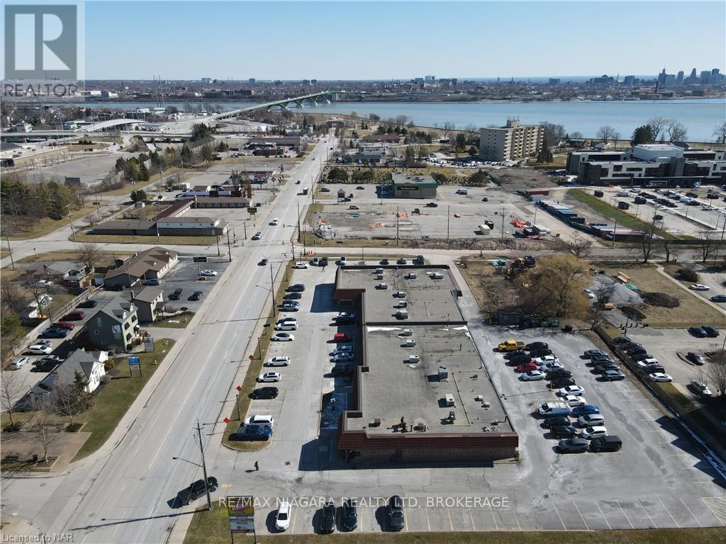 Photo 5 of 4 224 Garrison Road, Fort Erie ON