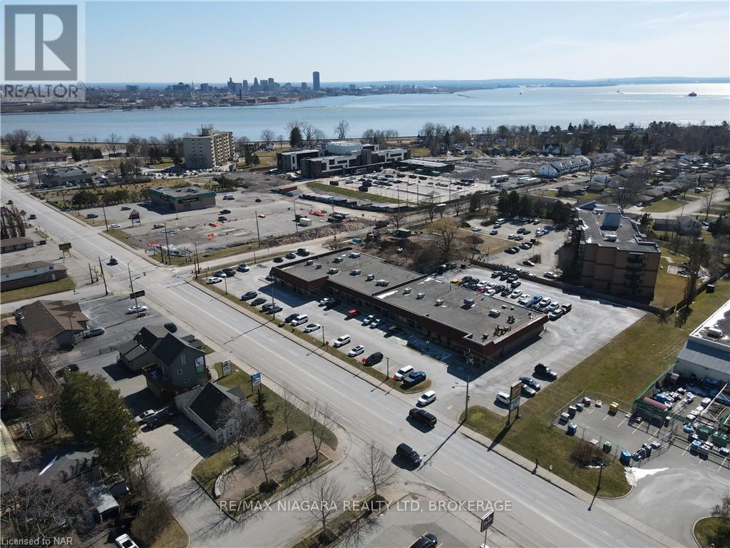 Photo 8 of 4 224 Garrison Road, Fort Erie ON