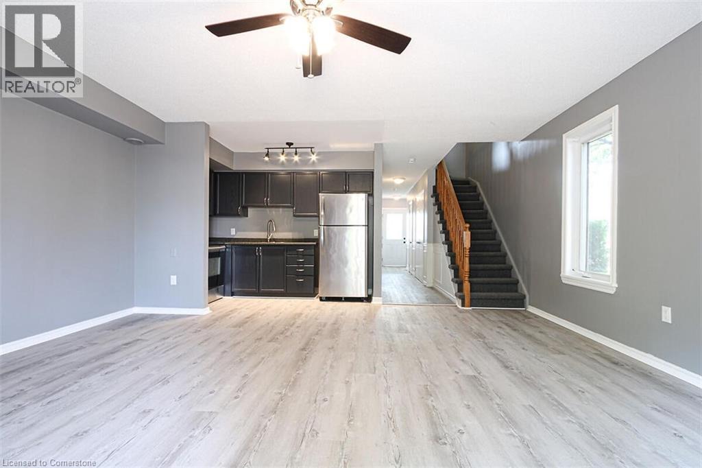 Photo 6 of 4353 Concord Avenue, Beamsville ON