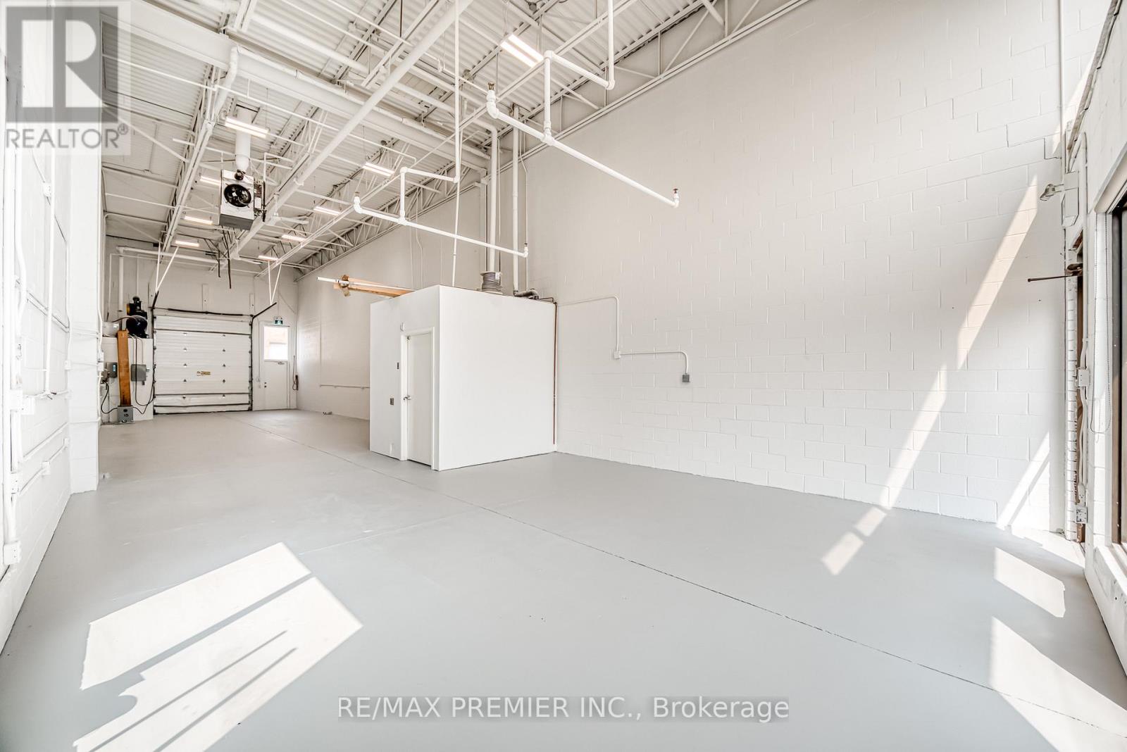 Photo 26 of 1 136 Winges Road, Vaughan ON