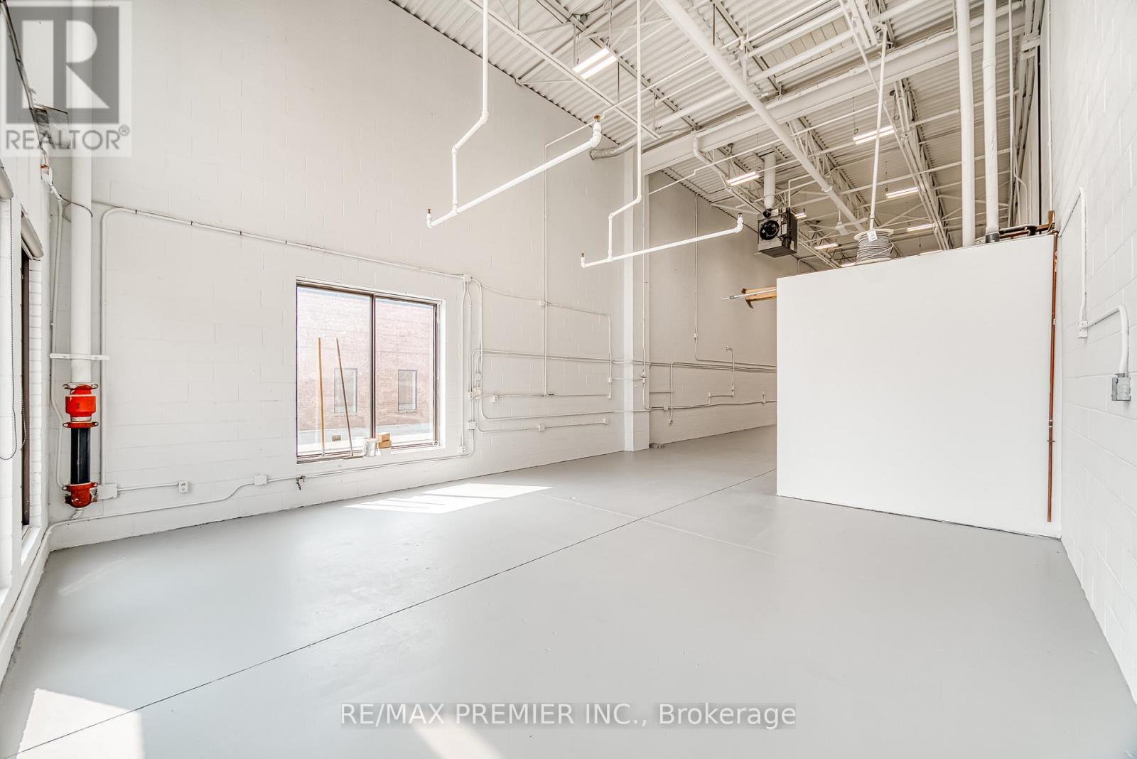 Photo 24 of 1 136 Winges Road, Vaughan ON