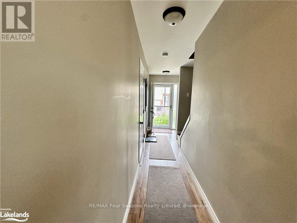 Photo 8 of 615 Tenth Street, Collingwood ON