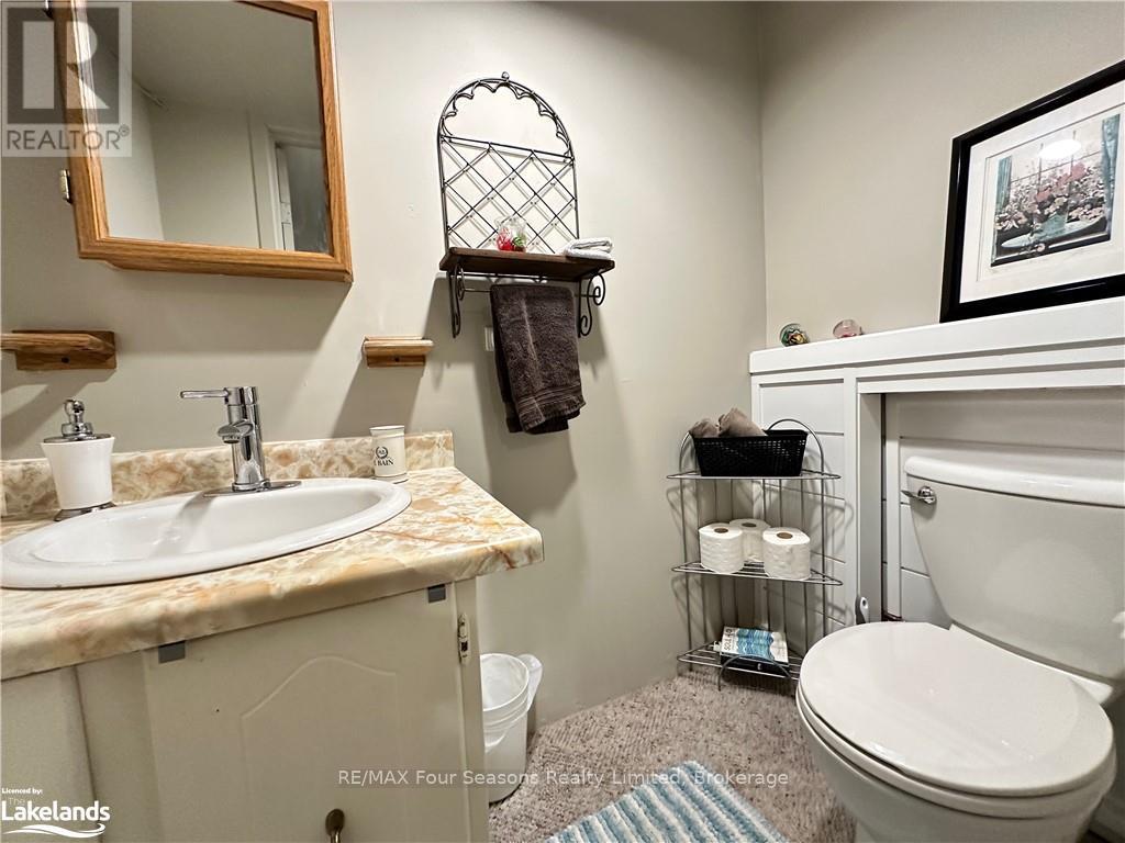 Photo 17 of 615 Tenth Street, Collingwood ON