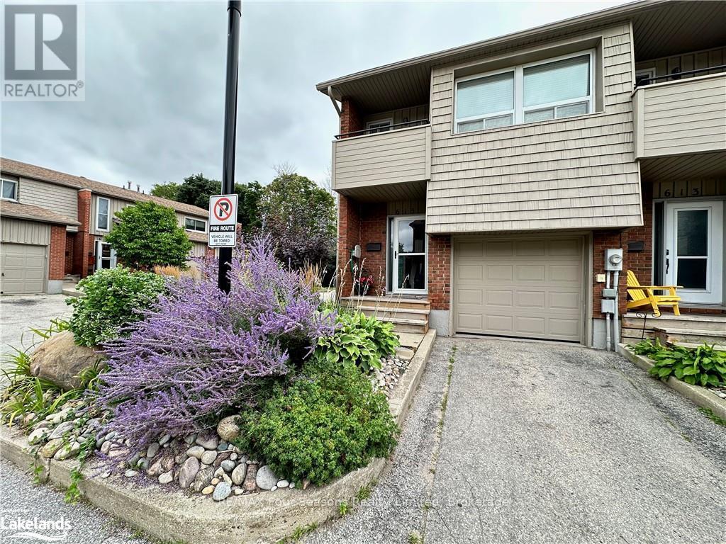 Photo 1 of 615 Tenth Street, Collingwood ON