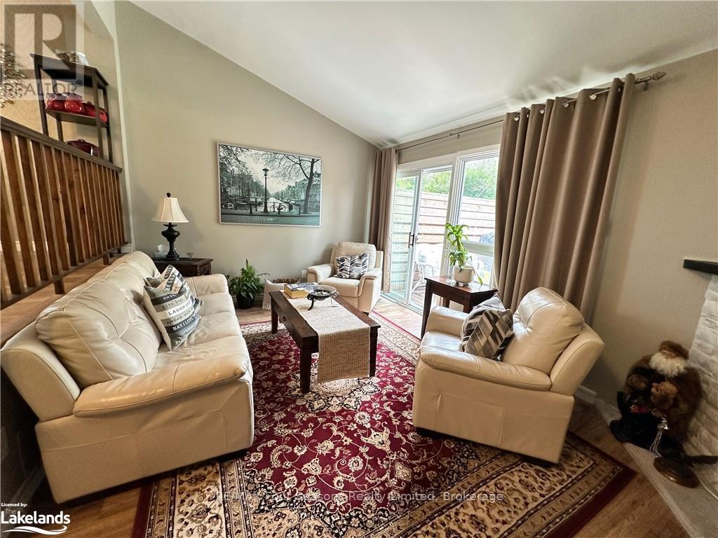 Photo 35 of 615 Tenth Street, Collingwood ON