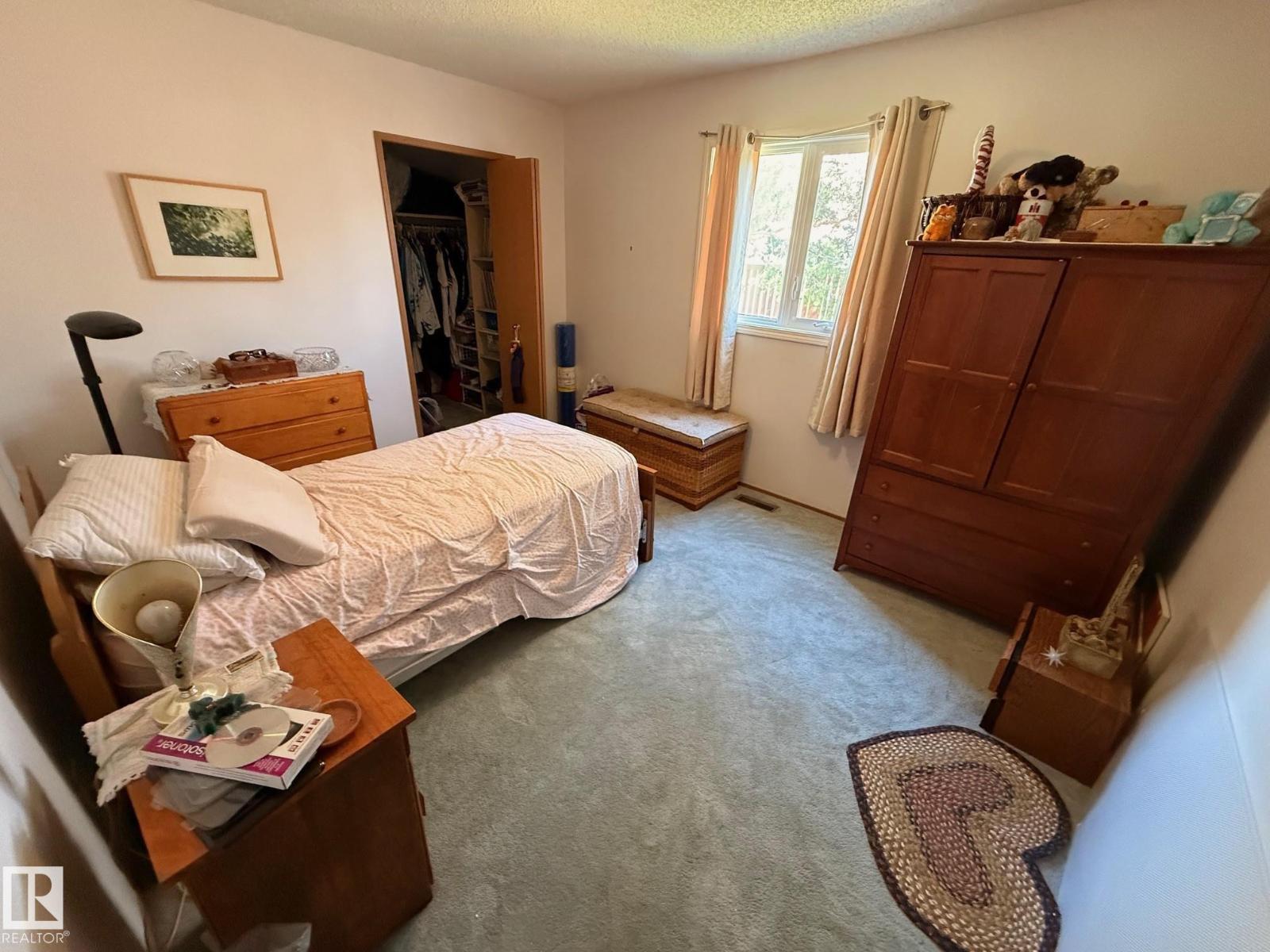 Photo 10 of 5935 189 St Nw, Edmonton AB