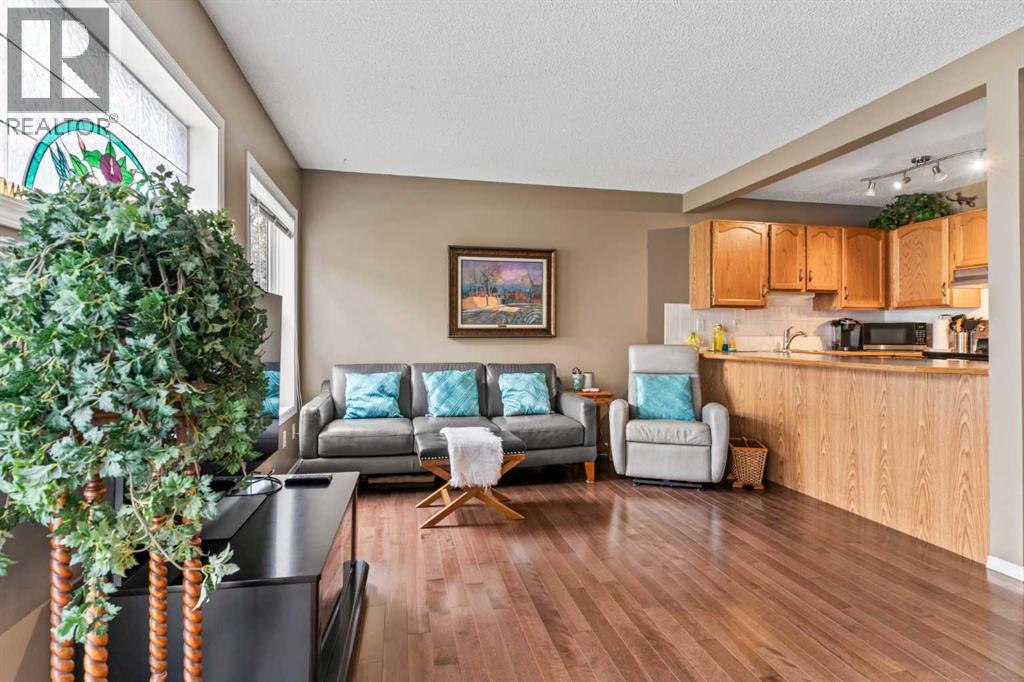 Single Family House for Sale in  Millview Green SW Millrise Calgary 