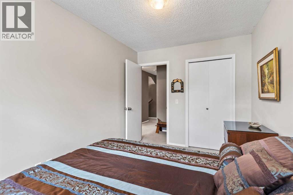 Single Family House for Sale in  Millview Green SW Millrise Calgary 