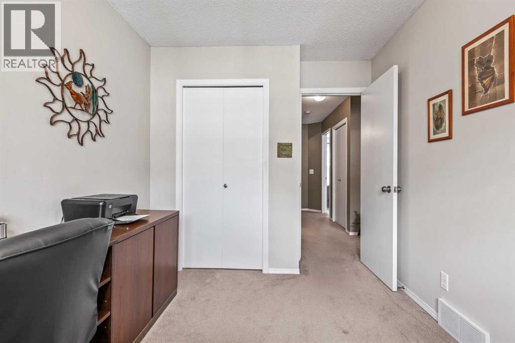 Single Family House for Sale in  Millview Green SW Millrise Calgary 